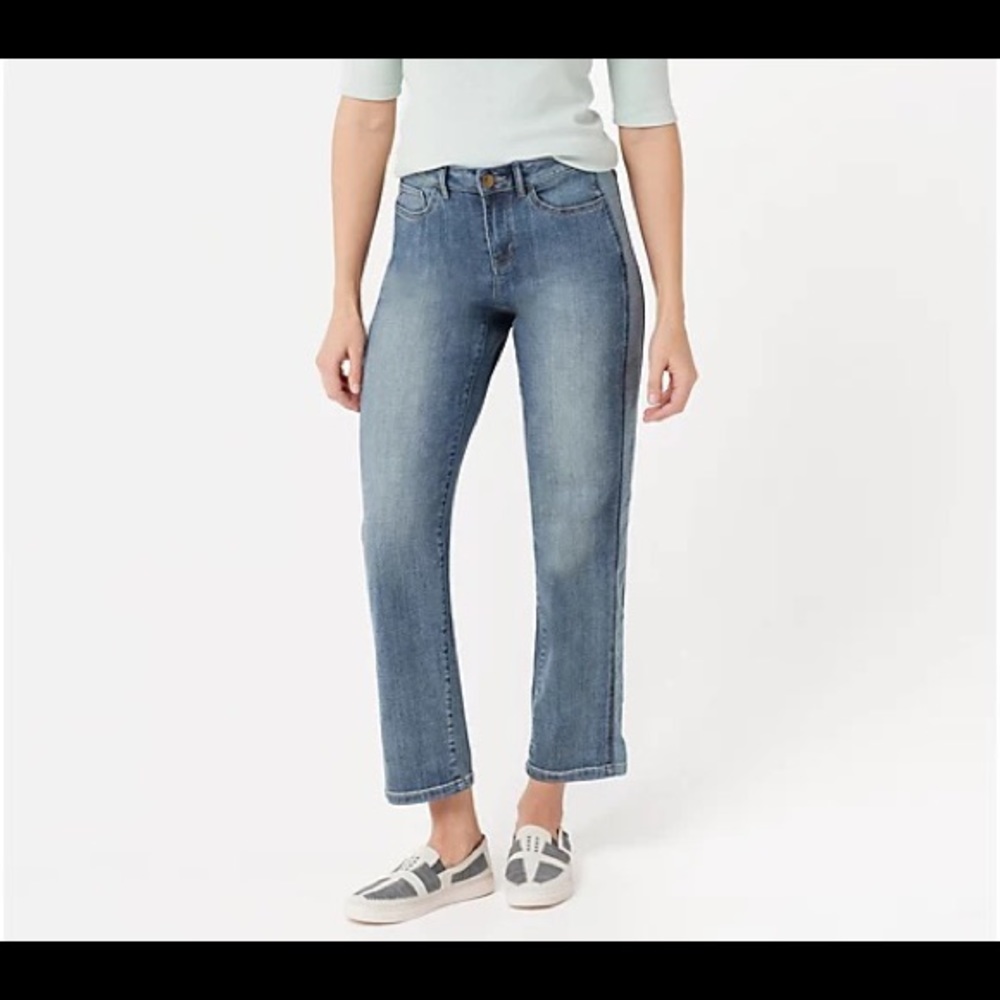 LOGO by Lori Goldstein Boyfriend 5-Pocket Jean w/ Side Panels, size 10